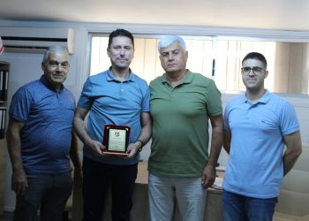 Vize Bürosu Teknik Personele Teşekkür Plaketi